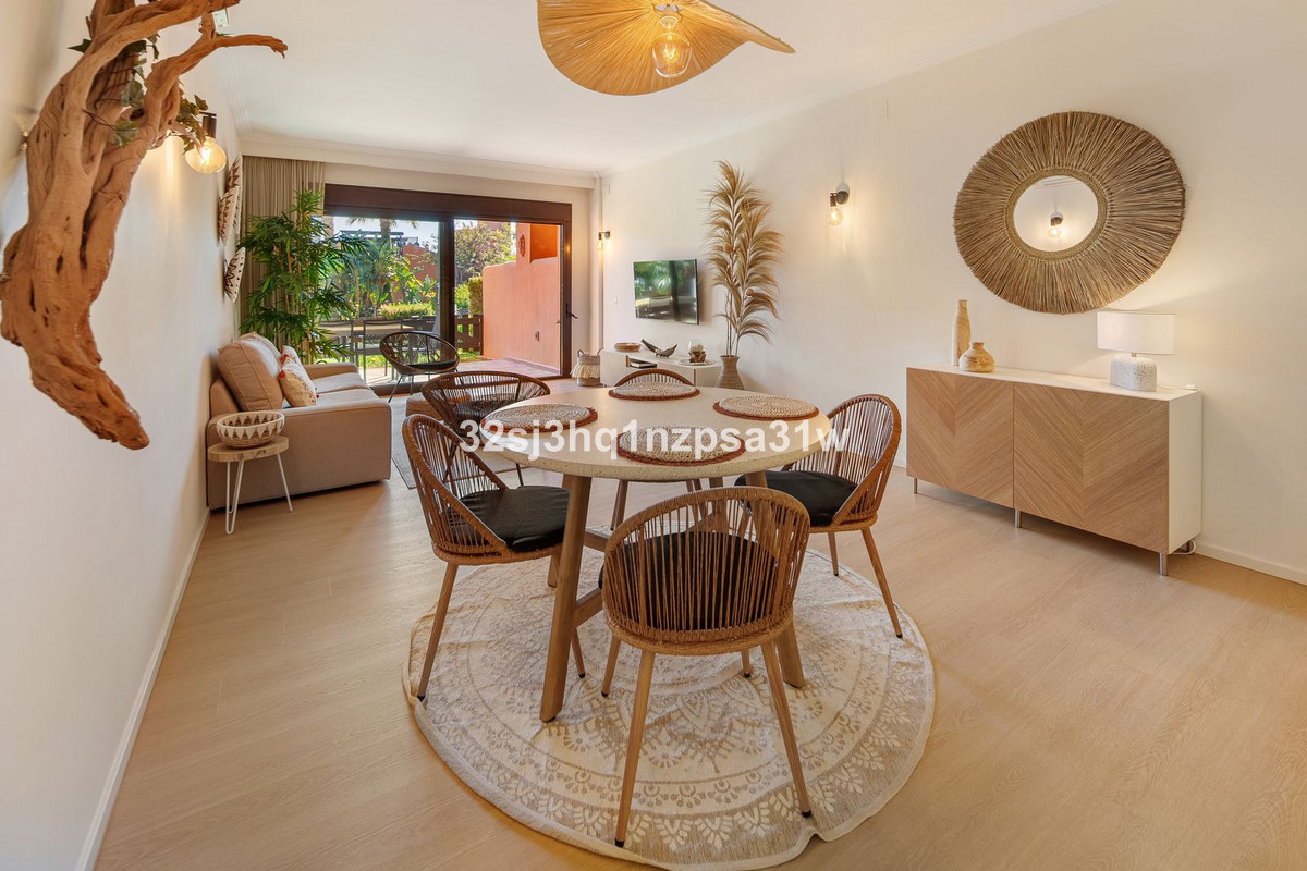 Se vende Apartamento Planta Baja de 2 dormitorios en Costa Del Sol, Málaga, España