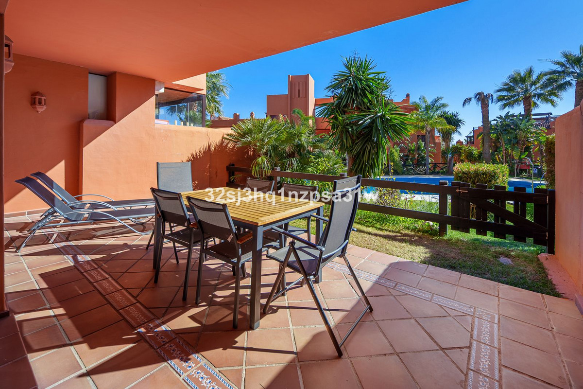 Se vende Apartamento Planta Baja de 2 dormitorios en Costa Del Sol, Málaga, España