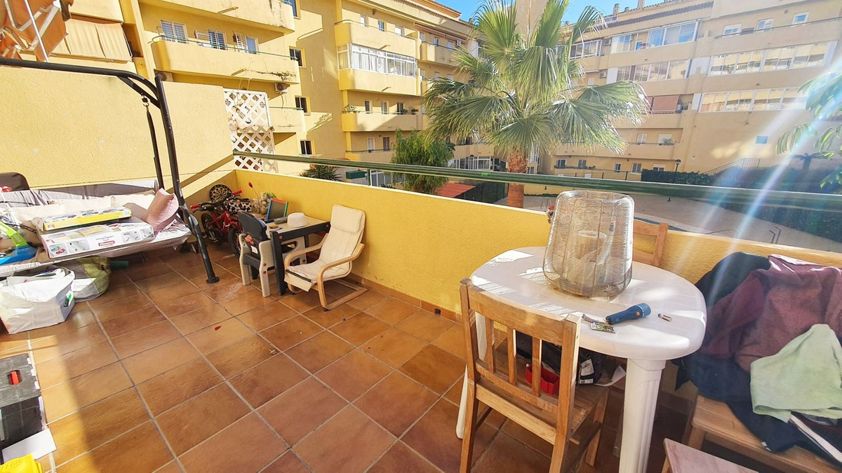 1 Bed Apartment for sale in Los Pacos Costa Del Sol, Málaga, Spain