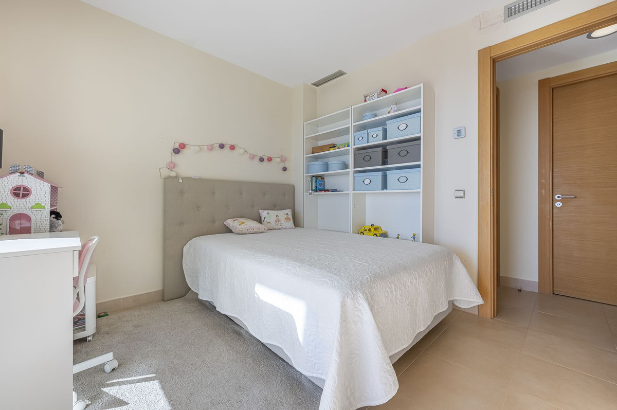 3 Bed Apartment for sale in Marbella Costa Del Sol, Málaga, Spain