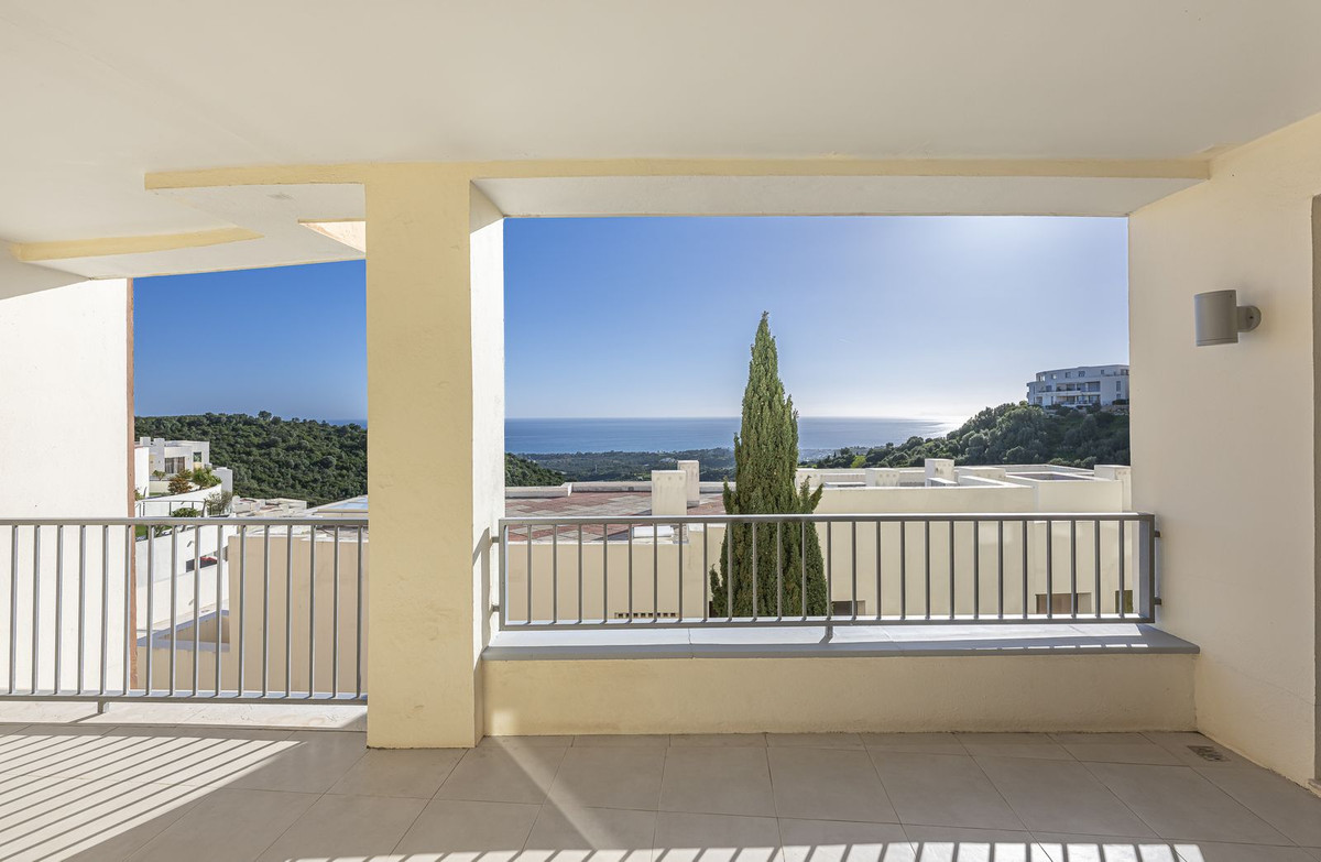 3 Bed Apartment for sale in Marbella Costa Del Sol, Málaga, Spain