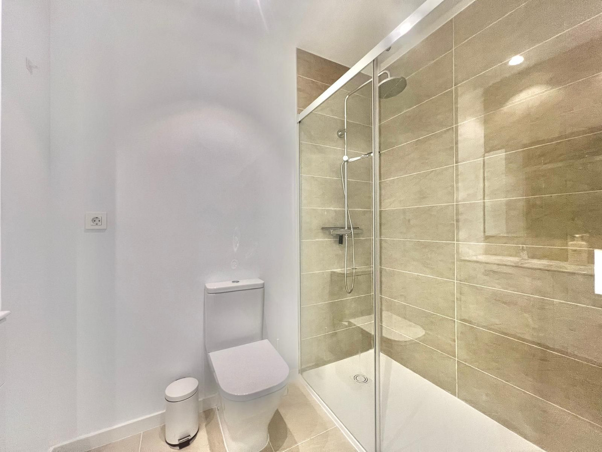 2 Bed Apartment for sale in Manilva Costa Del Sol, Málaga, Spain