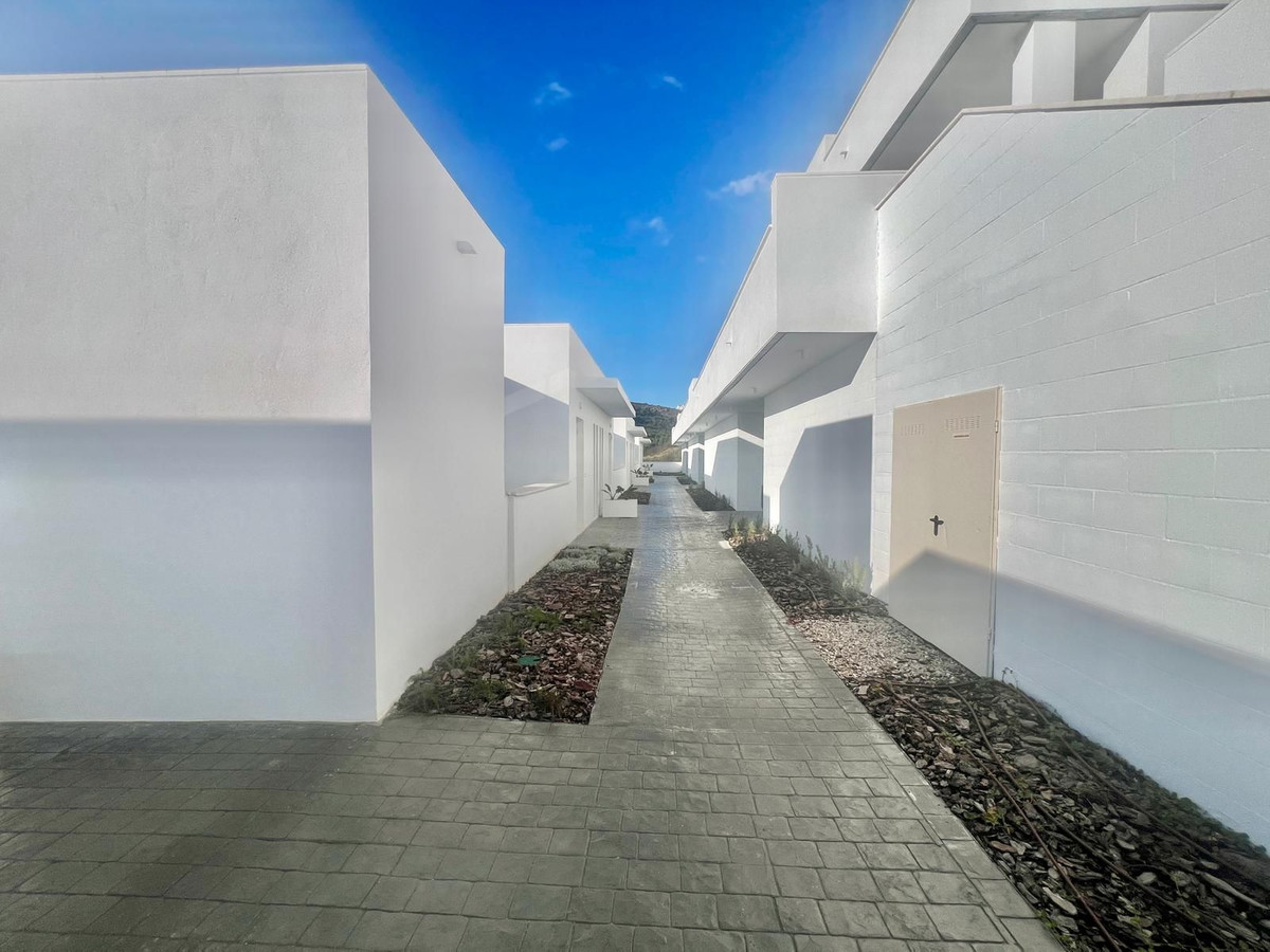 2 Bed Apartment for sale in Manilva Costa Del Sol, Málaga, Spain