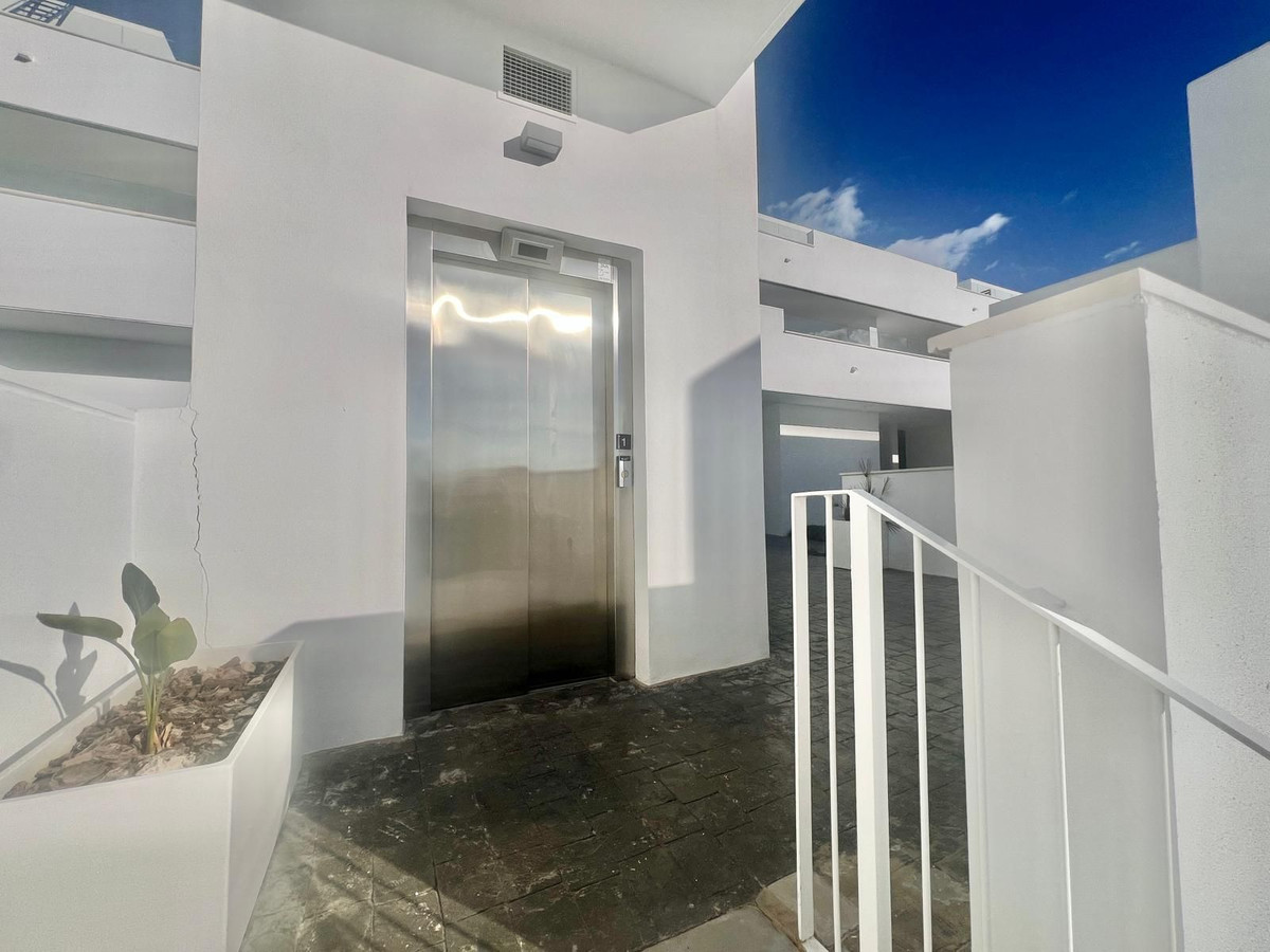 2 Bed Apartment for sale in Manilva Costa Del Sol, Málaga, Spain