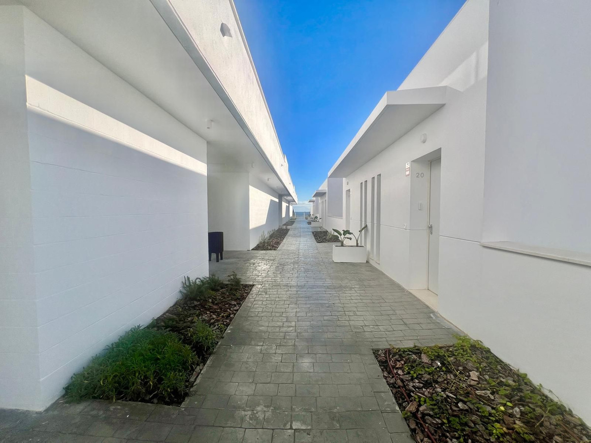 2 Bed Apartment for sale in Manilva Costa Del Sol, Málaga, Spain