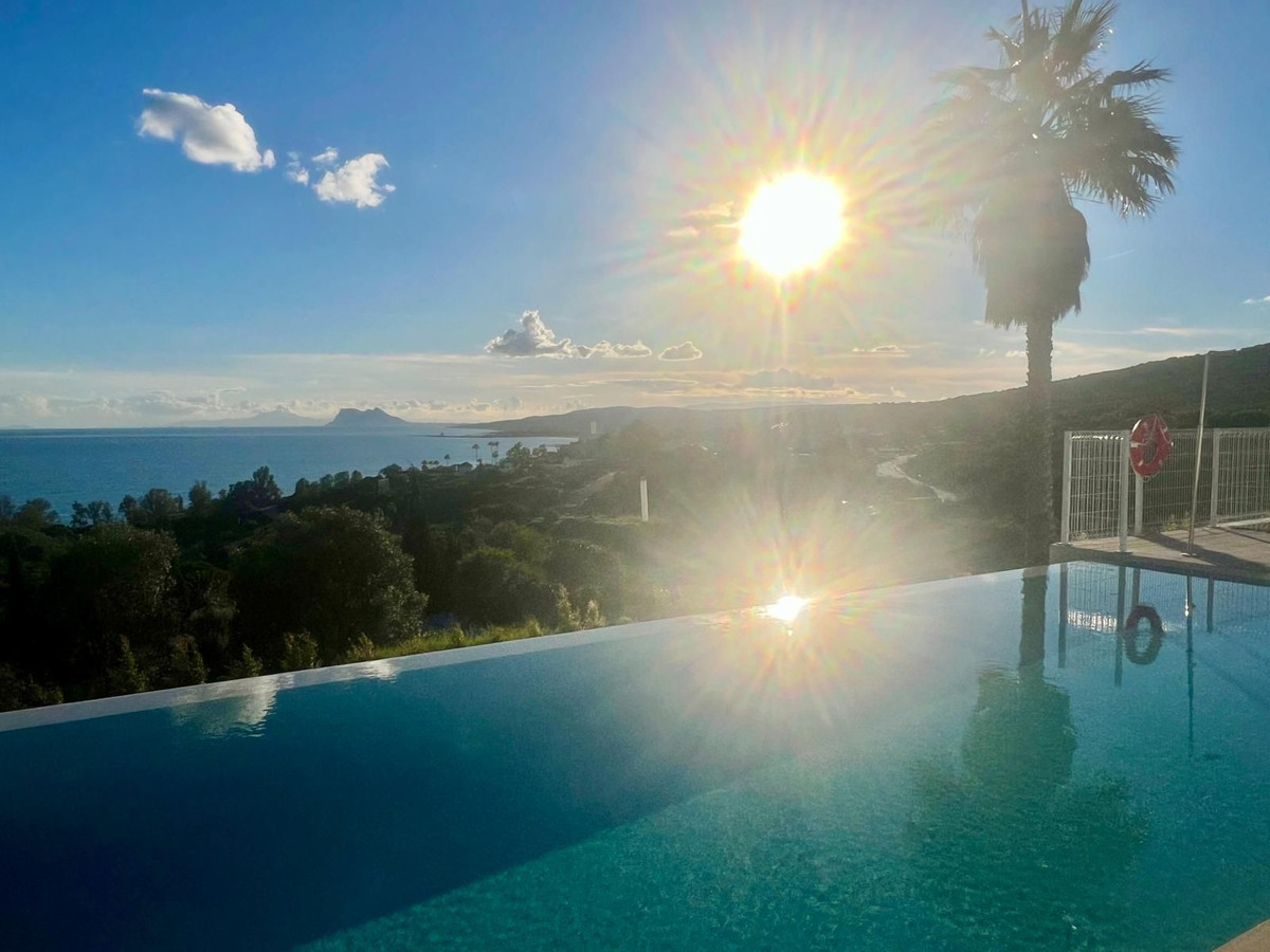 2 Bed Apartment for sale in Manilva Costa Del Sol, Málaga, Spain
