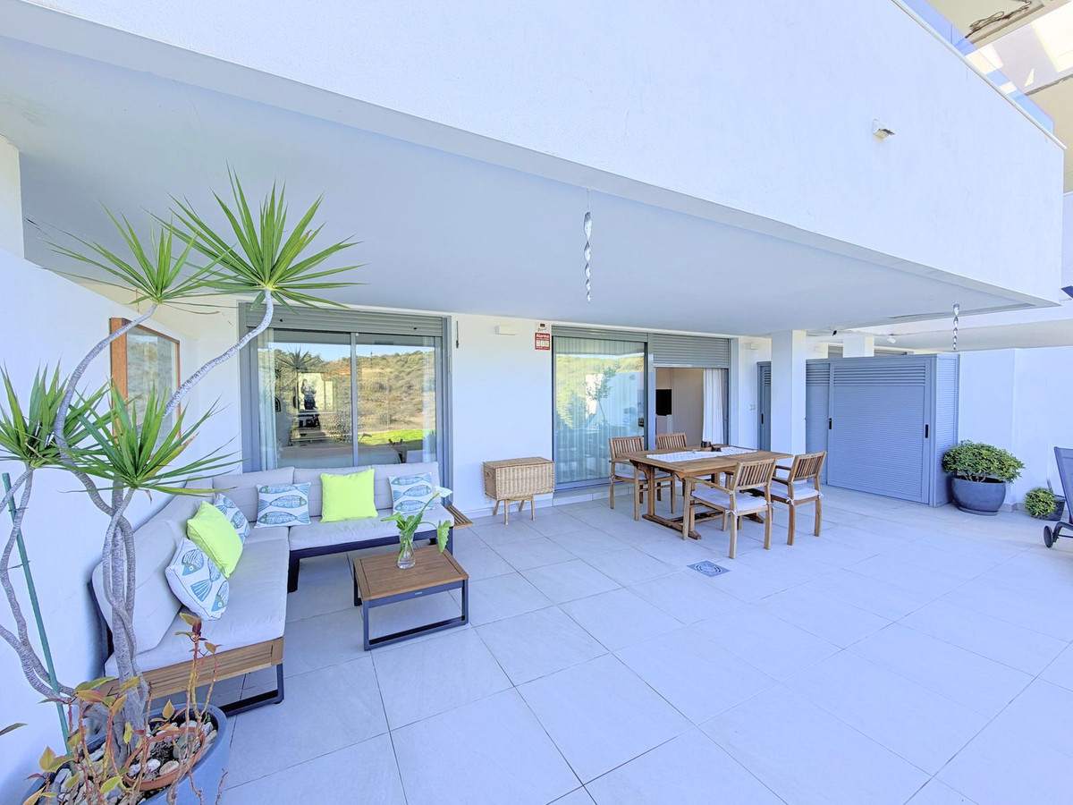 3 Bed Apartment for sale in Estepona Costa Del Sol, Málaga, Spain