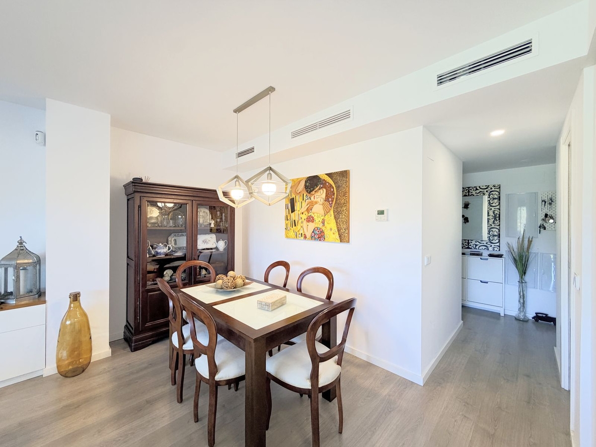 3 Bed Apartment for sale in Estepona Costa Del Sol, Málaga, Spain