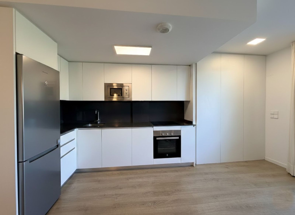 3 Bed Apartment for sale in Estepona Costa Del Sol, Málaga, Spain