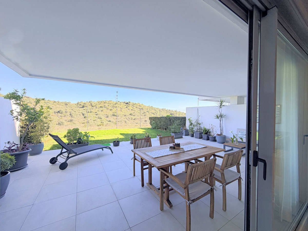 3 Bed Apartment for sale in Estepona Costa Del Sol, Málaga, Spain