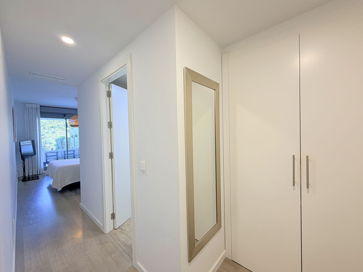 3 Bed Apartment for sale in Estepona Costa Del Sol, Málaga, Spain