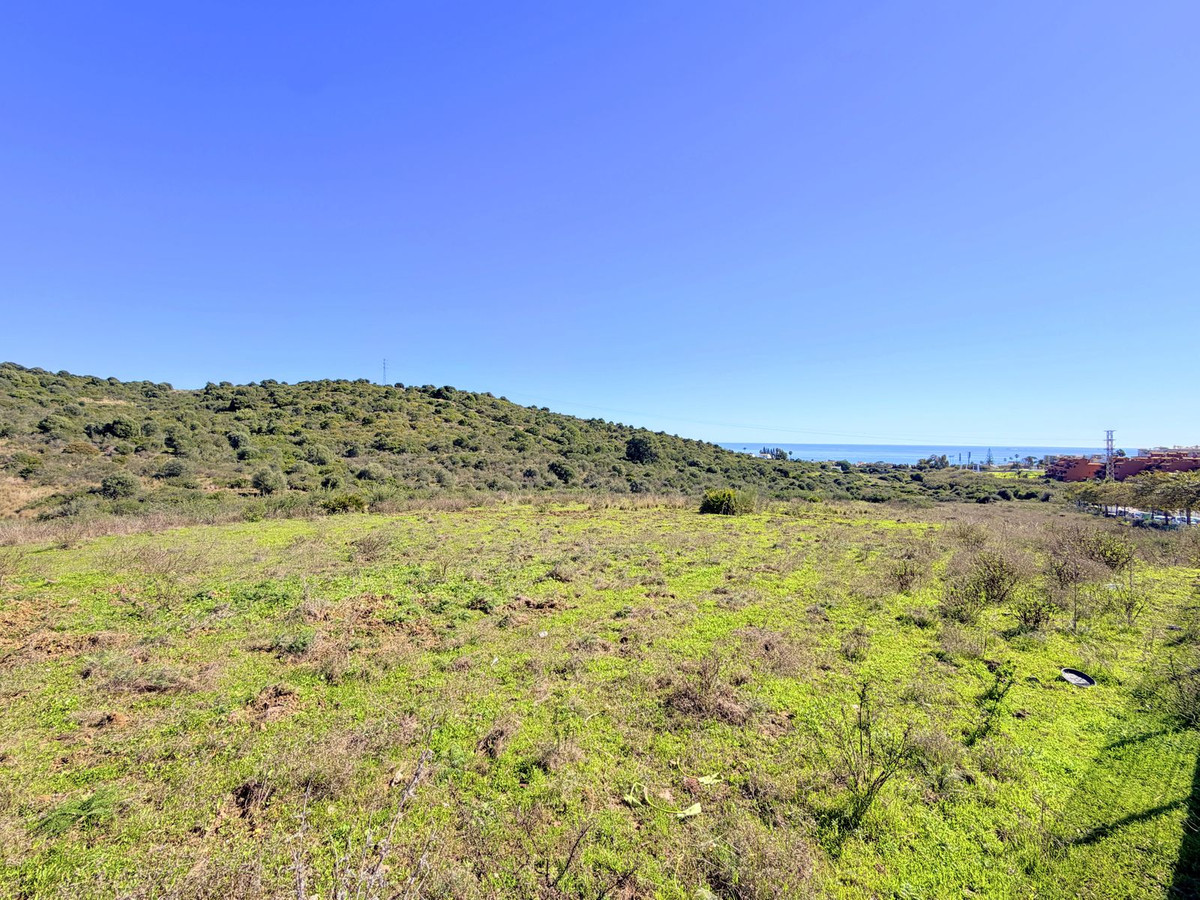 3 Bed Apartment for sale in Estepona Costa Del Sol, Málaga, Spain