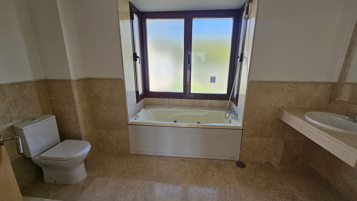 Se vende Adosada de 2 dormitorios en Costa Del Sol, Málaga, España