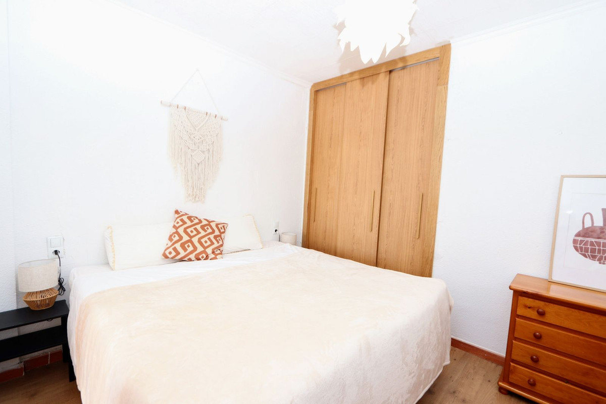 Se vende Apartamento en Planta Última de 2 dormitorios en Costa Blanca, Alicante, España