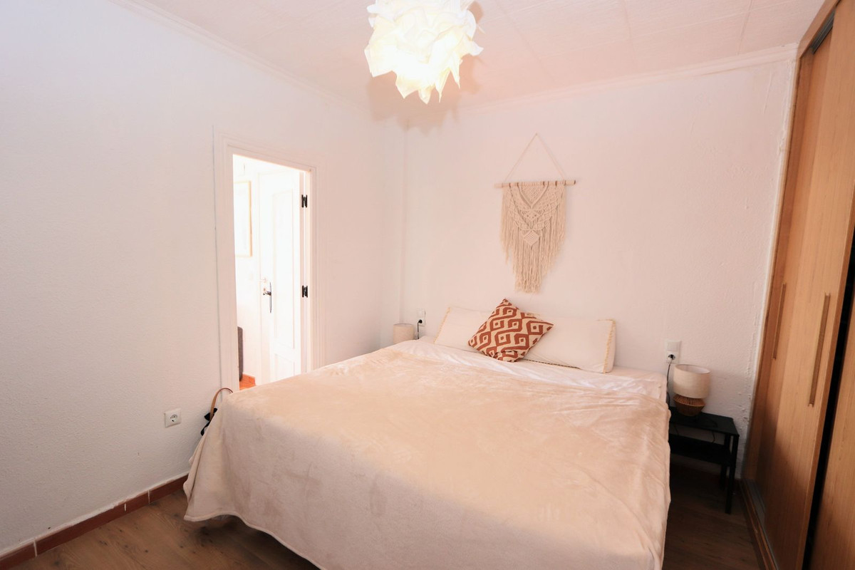 Se vende Apartamento en Planta Última de 2 dormitorios en Costa Blanca, Alicante, España