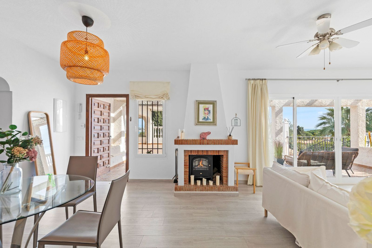 Se vende Villa - Chalet de 5 dormitorios en Costa Del Sol, Málaga, España