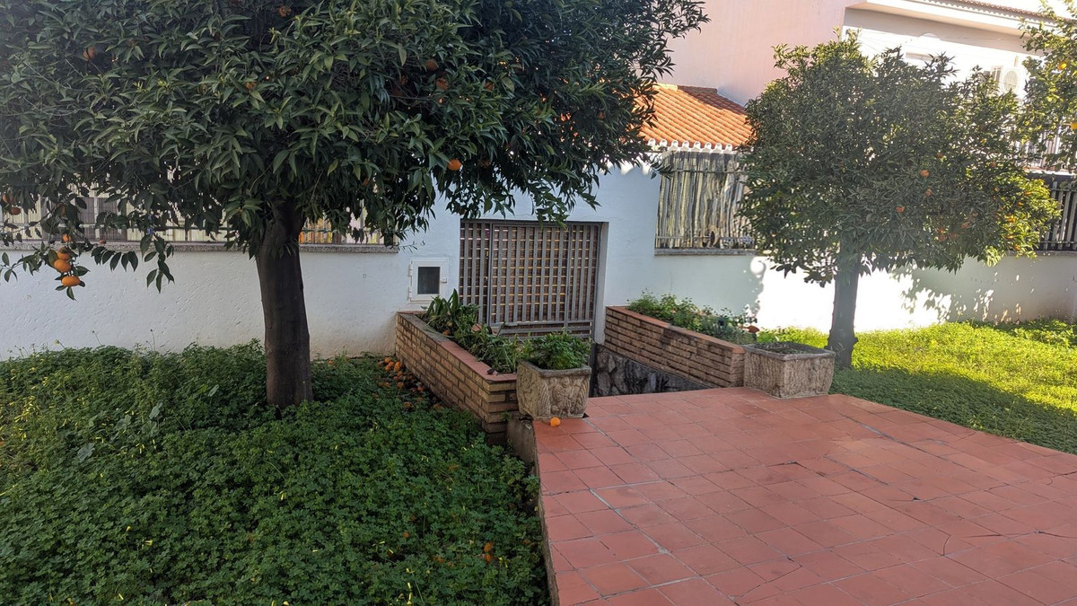 5 Bed Townhouse for sale in Alhaurín De La Torre Costa Del Sol, Málaga, Spain