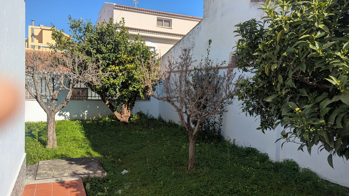 5 Bed Townhouse for sale in Alhaurín De La Torre Costa Del Sol, Málaga, Spain