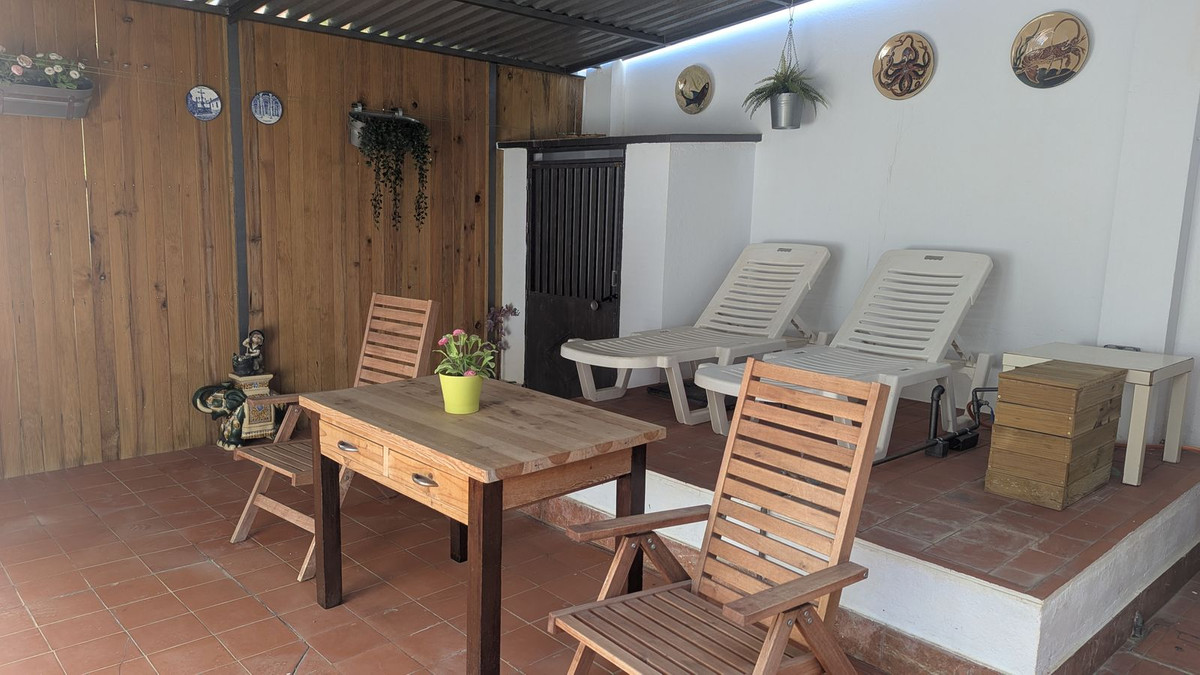 5 Bed Townhouse for sale in Alhaurín De La Torre Costa Del Sol, Málaga, Spain