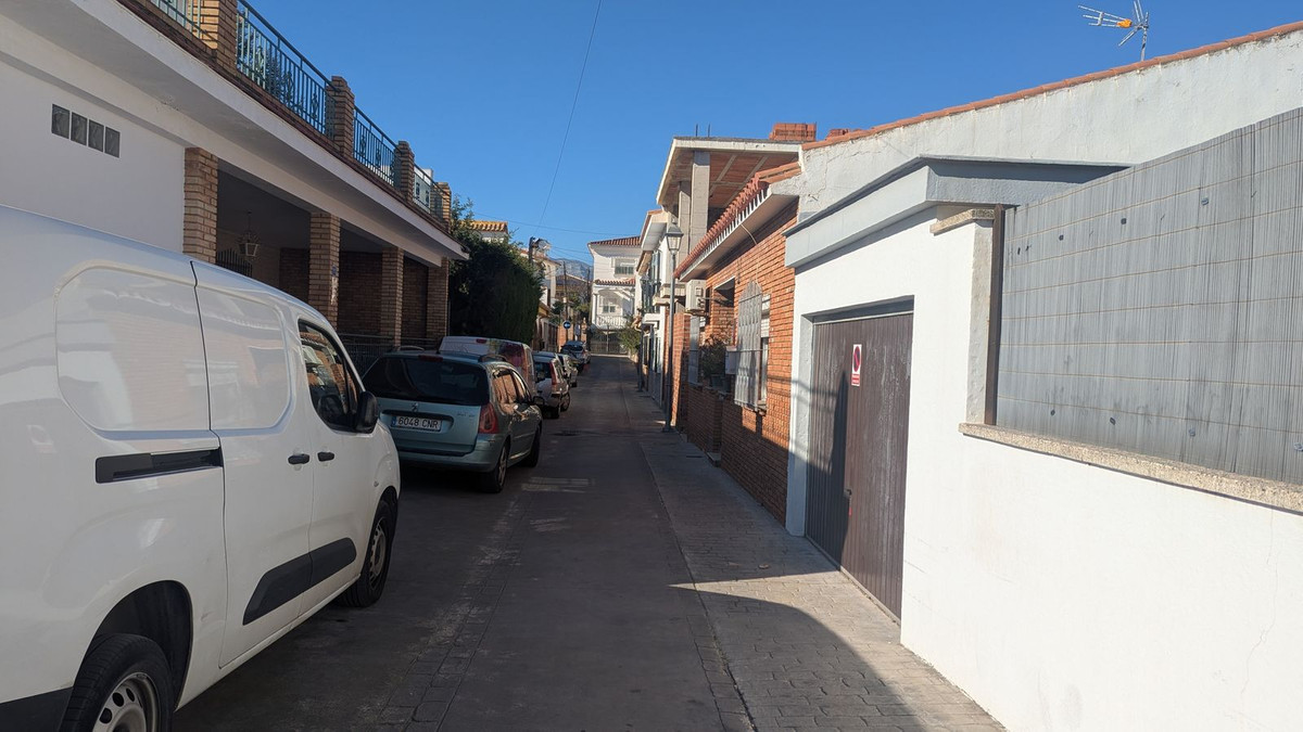 5 Bed Townhouse for sale in Alhaurín De La Torre Costa Del Sol, Málaga, Spain