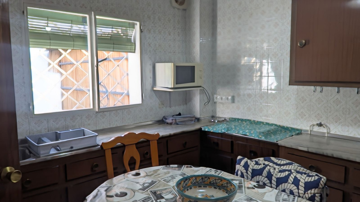 5 Bed Townhouse for sale in Alhaurín De La Torre Costa Del Sol, Málaga, Spain