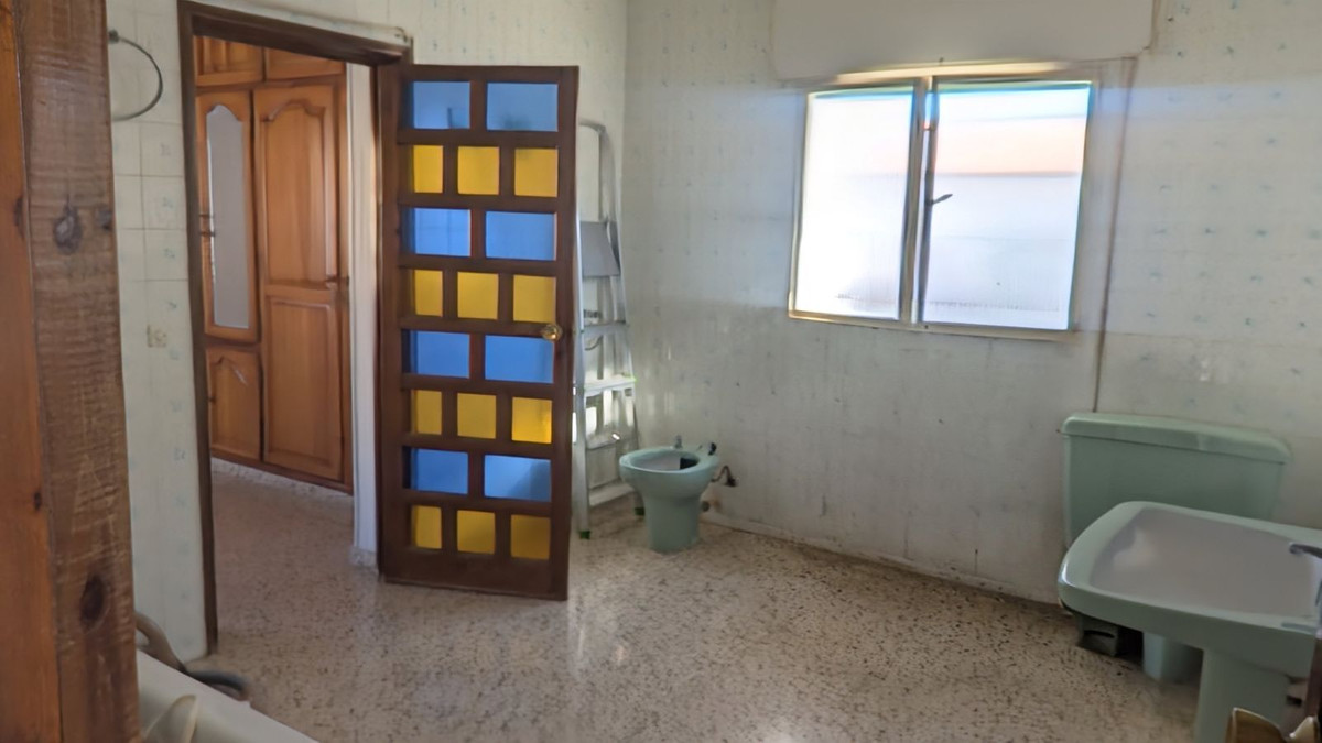5 Bed Townhouse for sale in Alhaurín De La Torre Costa Del Sol, Málaga, Spain