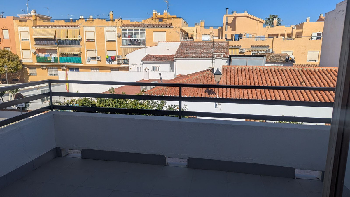 5 Bed Townhouse for sale in Alhaurín De La Torre Costa Del Sol, Málaga, Spain