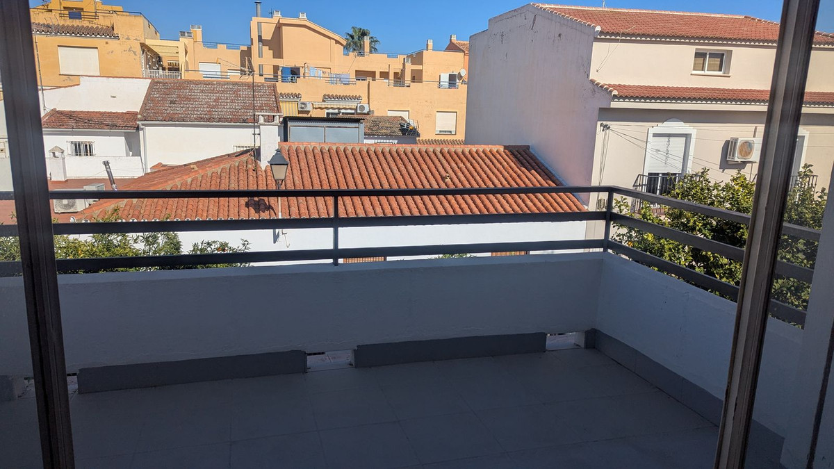 5 Bed Townhouse for sale in Alhaurín De La Torre Costa Del Sol, Málaga, Spain