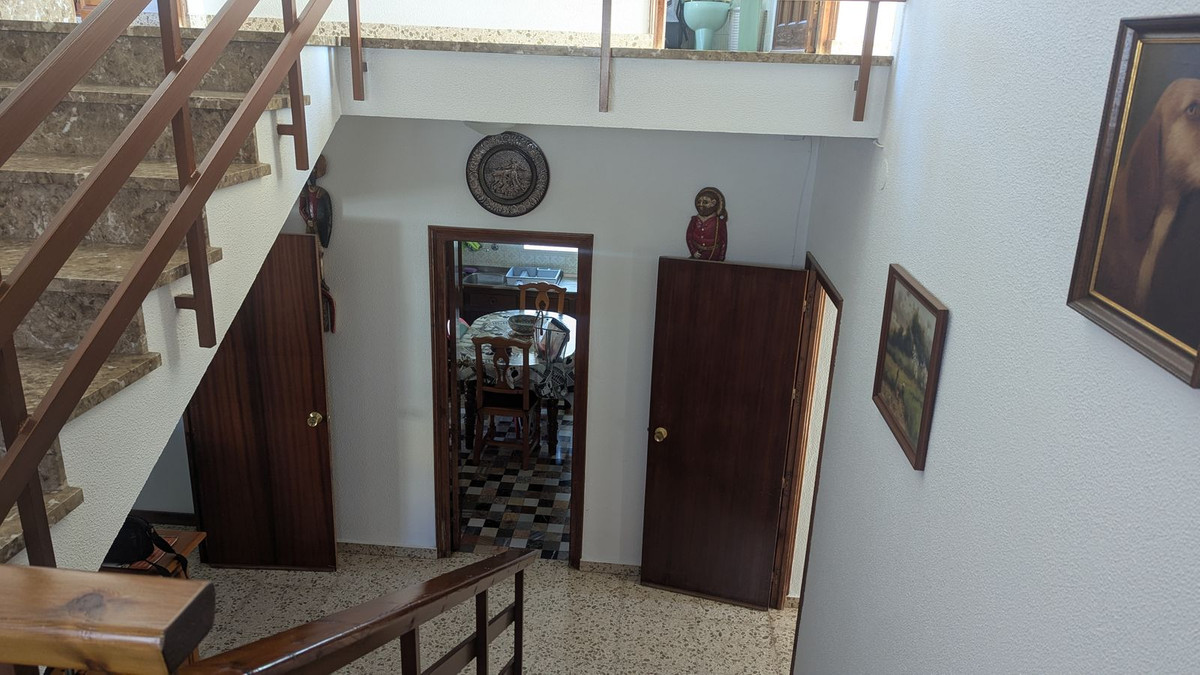 5 Bed Townhouse for sale in Alhaurín De La Torre Costa Del Sol, Málaga, Spain