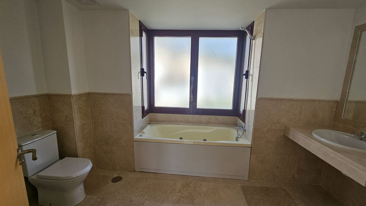 Se vende Adosada de 2 dormitorios en Costa Del Sol, Málaga, España
