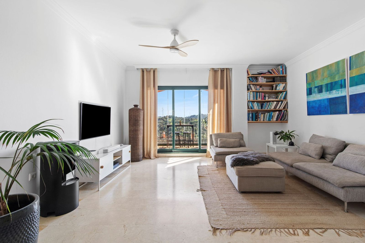 2 Bed Apartment for sale in Elviria Costa Del Sol, Málaga, Spain