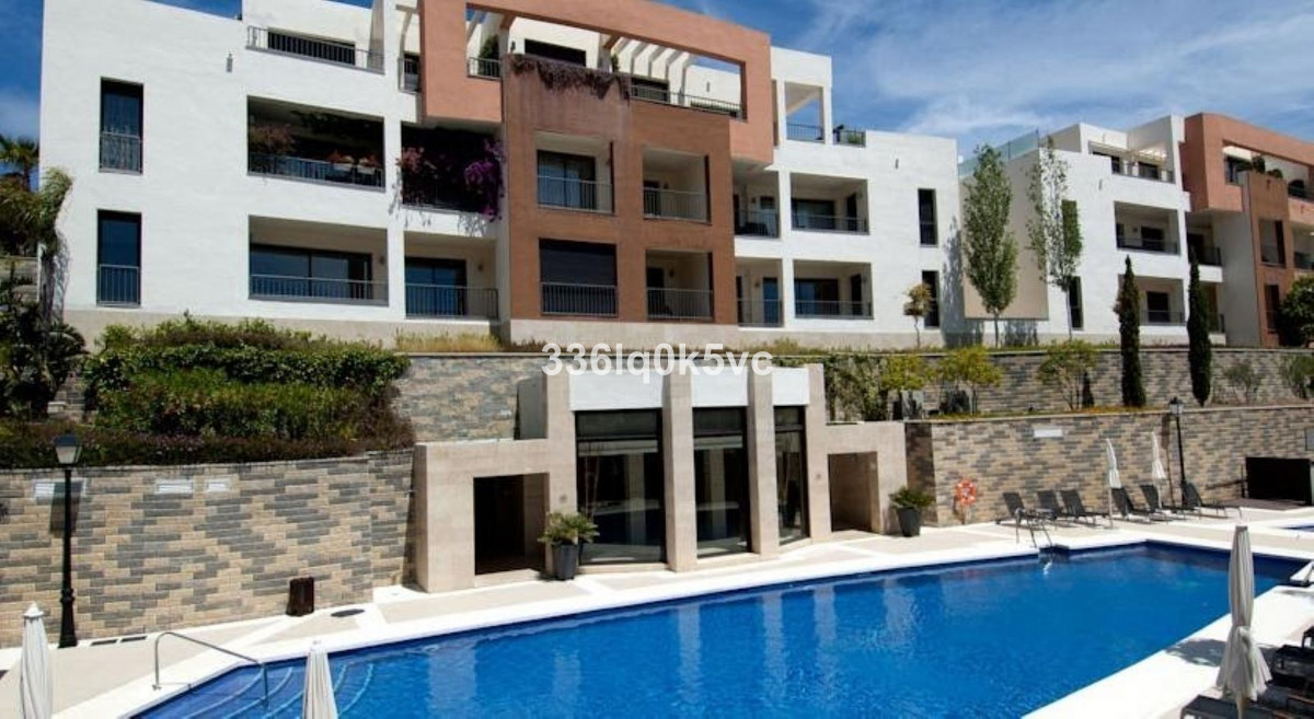 Se vende Apartamento Planta Media de 2 dormitorios en Costa Del Sol, Málaga, España