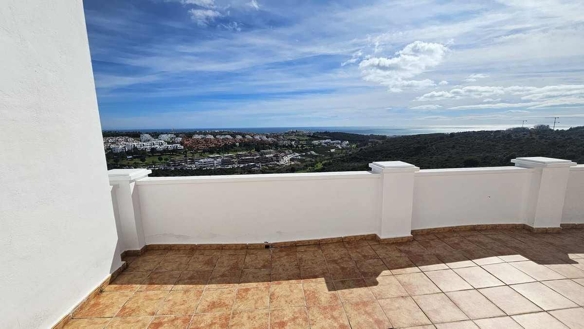 2 Bed Townhouse for sale in Doña Julia Costa Del Sol, Málaga, Spain