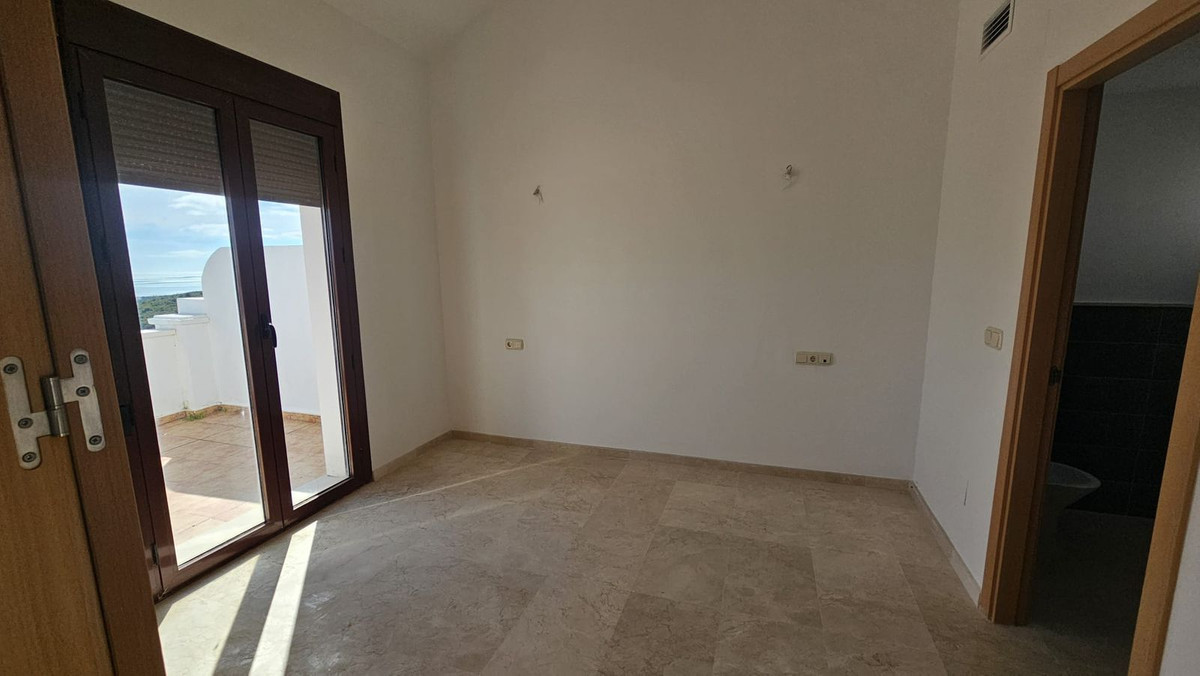 2 Bed Townhouse for sale in Doña Julia Costa Del Sol, Málaga, Spain