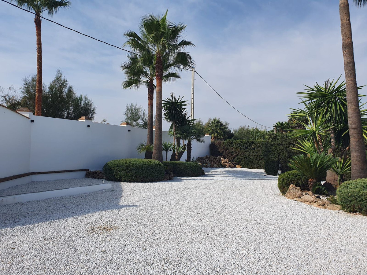 3 Bed Townhouse for sale in Cártama Costa Del Sol, Málaga, Spain