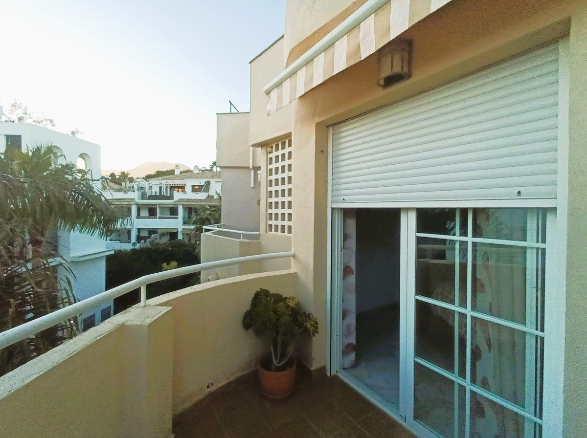 2 Bed Apartment for sale in Montemar Costa Del Sol, Málaga, Spain