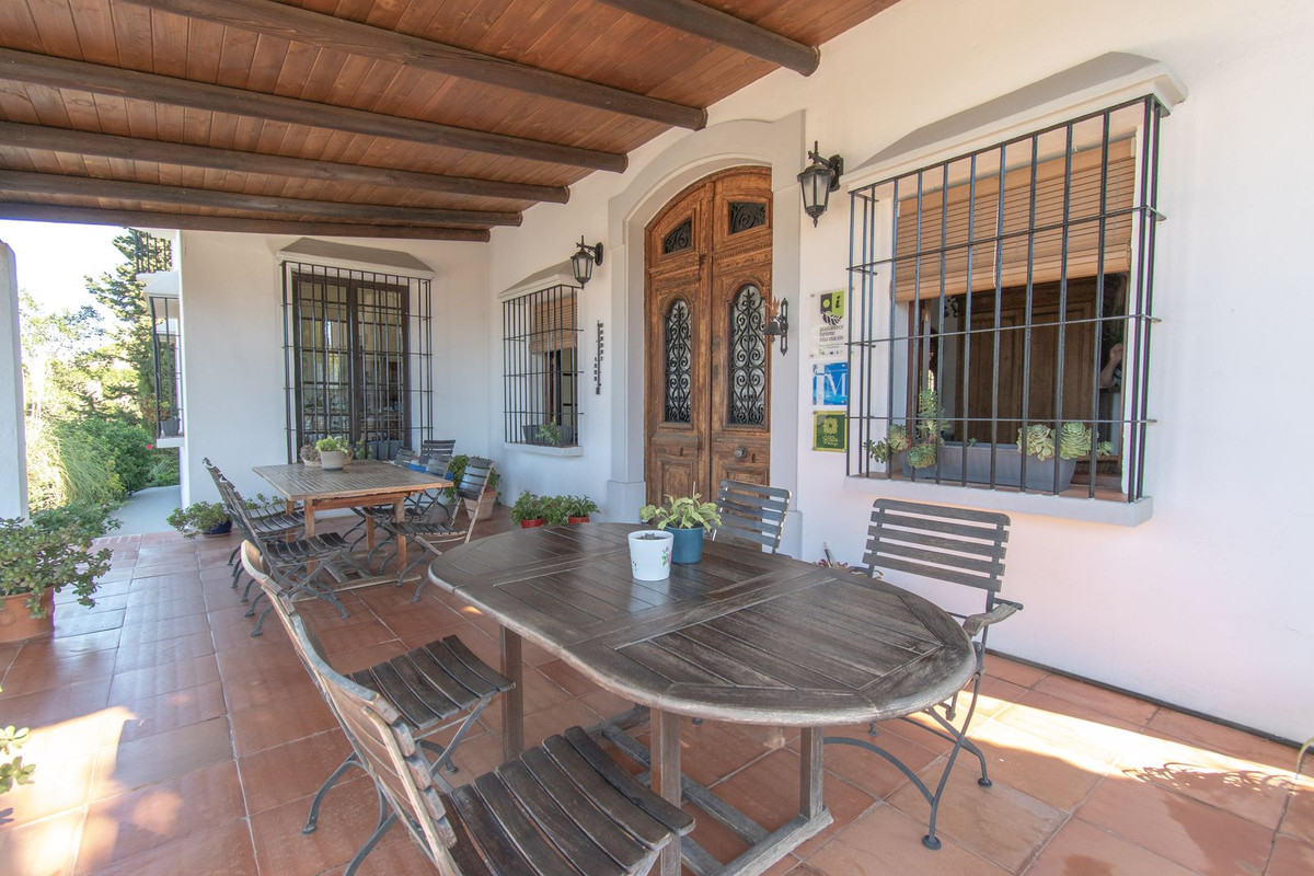 7 Bed Townhouse for sale in Alora Costa Del Sol, Málaga, Spain