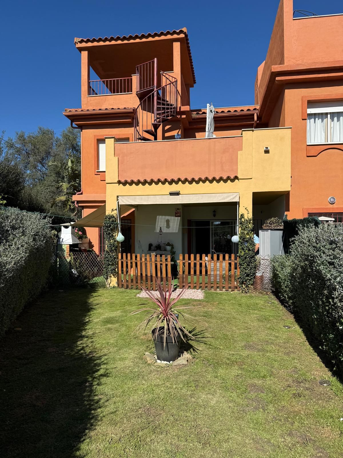 2 Bed Apartment for sale in Marbella Costa Del Sol, Málaga, Spain