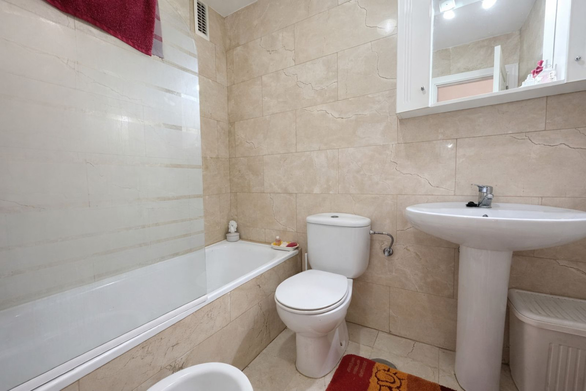 2 Bed Apartment for sale in Riviera Del Sol Costa Del Sol, Málaga, Spain