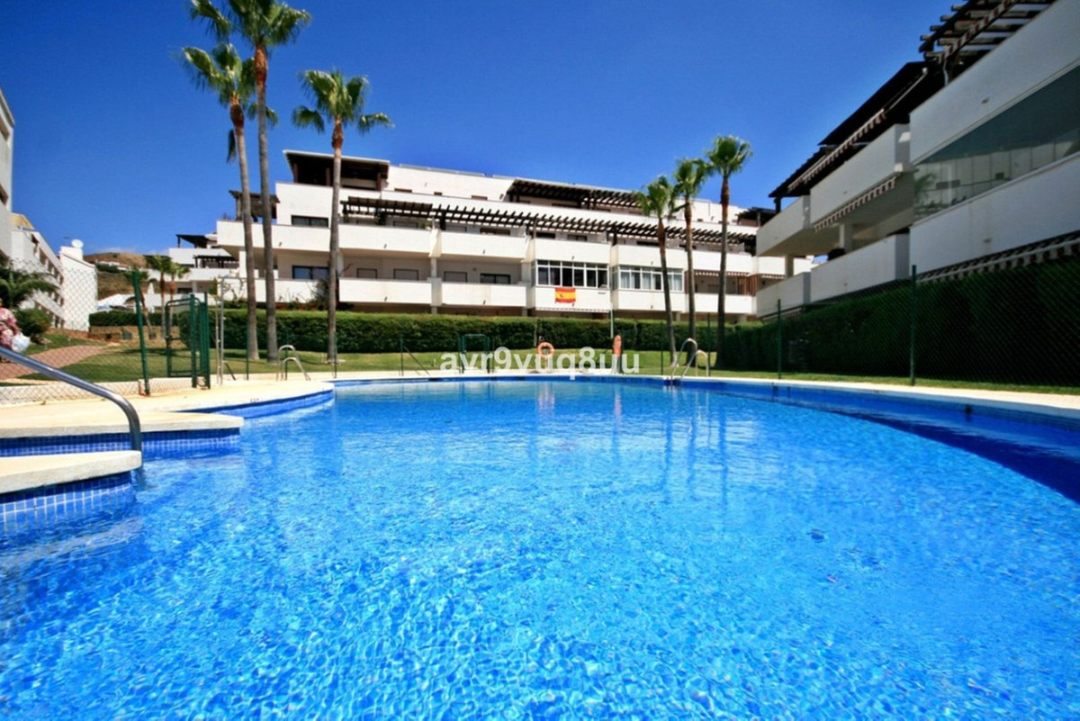 2 Bed Apartment for sale in Riviera Del Sol Costa Del Sol, Málaga, Spain