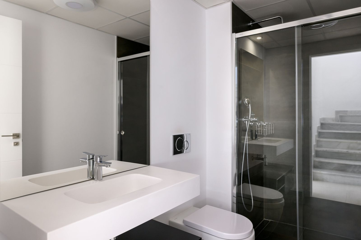 3 Bed Townhouse for sale in The Golden Mile Costa Del Sol, Málaga, Spain