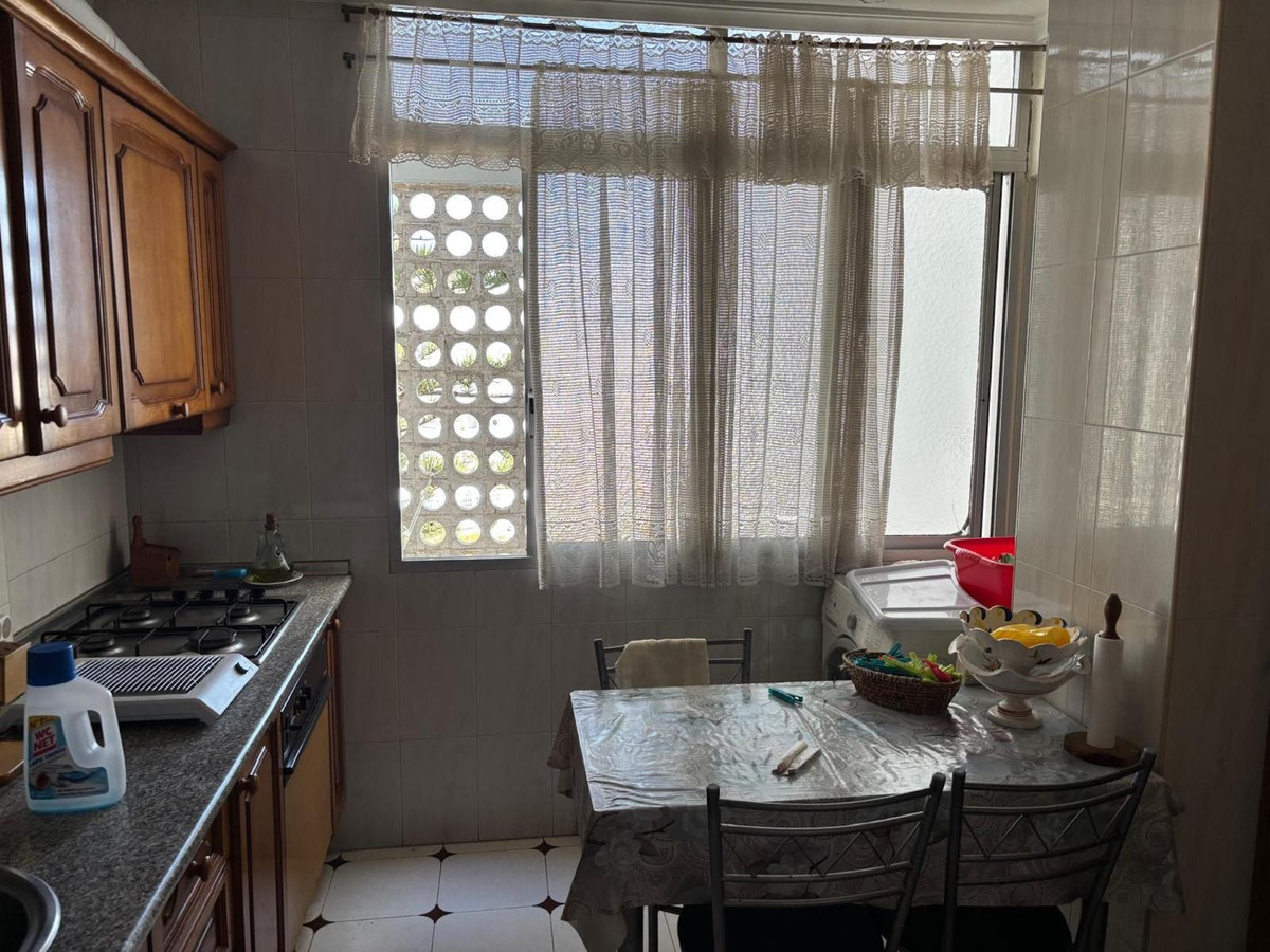 3 Bed Apartment for sale in Estepona Costa Del Sol, Málaga, Spain