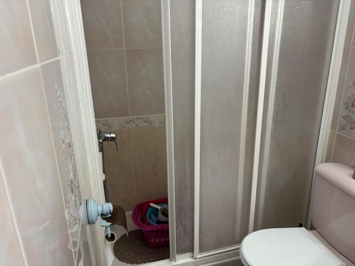 3 Bed Apartment for sale in Estepona Costa Del Sol, Málaga, Spain