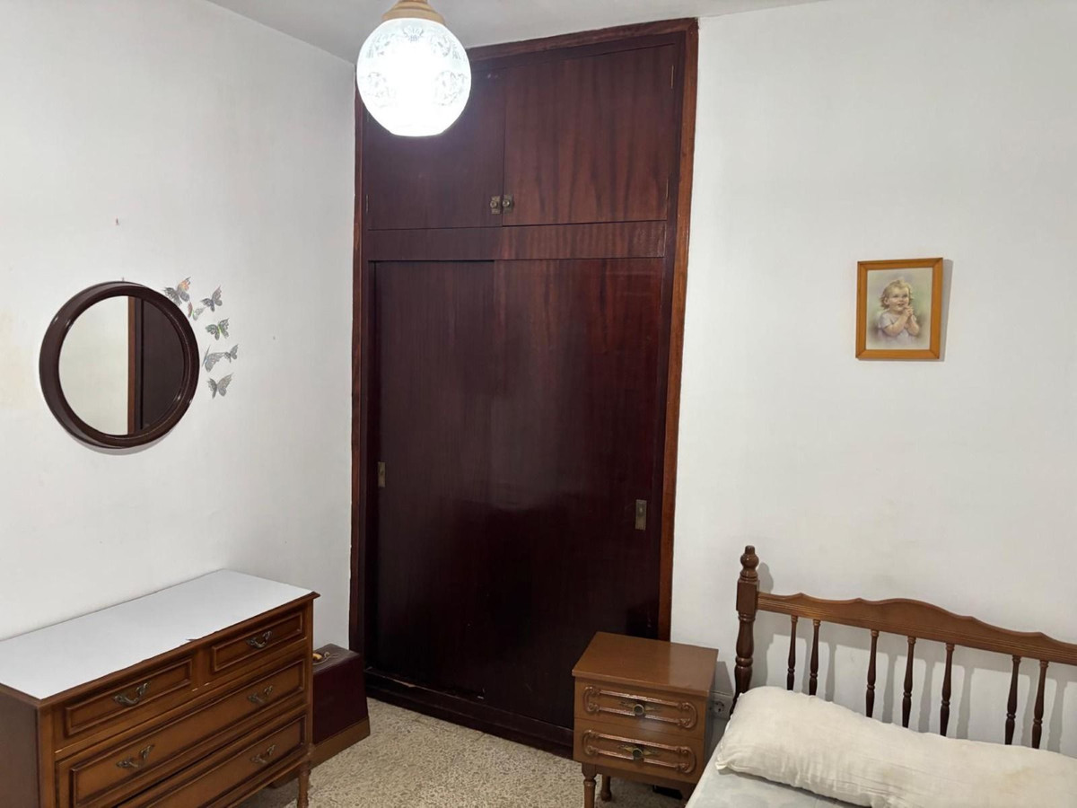 3 Bed Apartment for sale in Estepona Costa Del Sol, Málaga, Spain