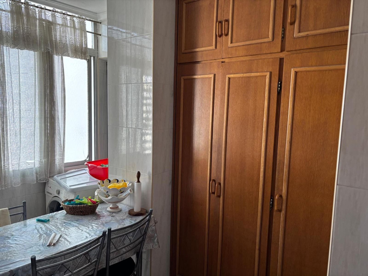 3 Bed Apartment for sale in Estepona Costa Del Sol, Málaga, Spain