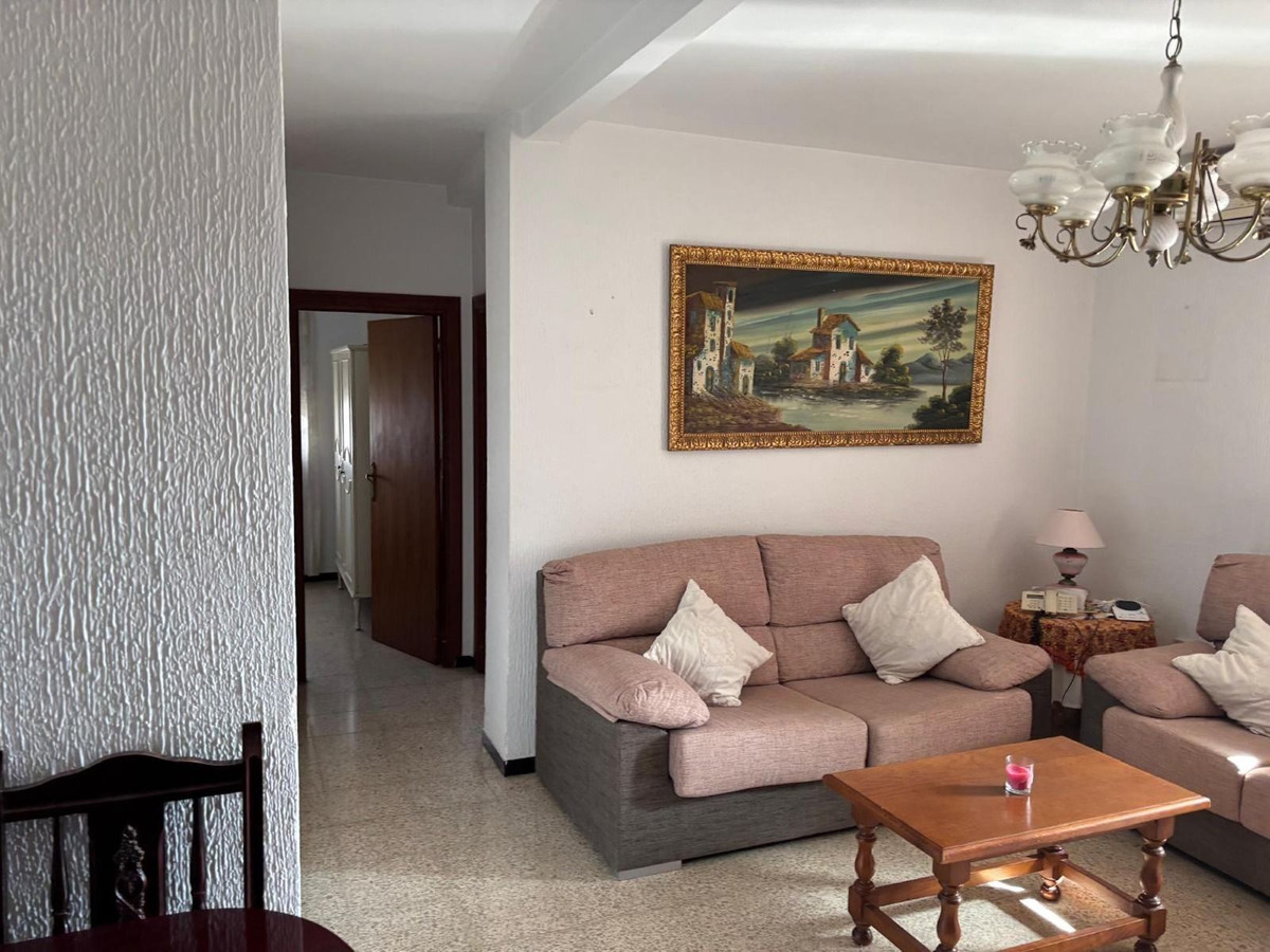 3 Bed Apartment for sale in Estepona Costa Del Sol, Málaga, Spain