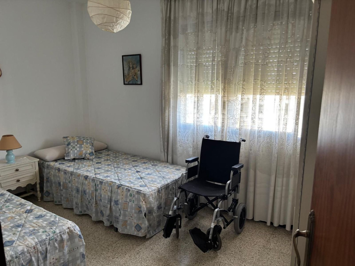 3 Bed Apartment for sale in Estepona Costa Del Sol, Málaga, Spain