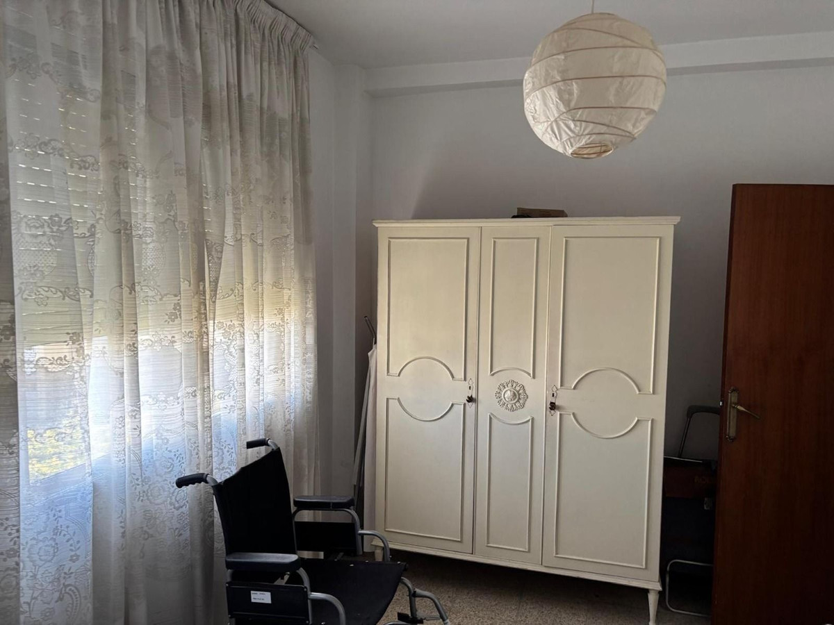 3 Bed Apartment for sale in Estepona Costa Del Sol, Málaga, Spain