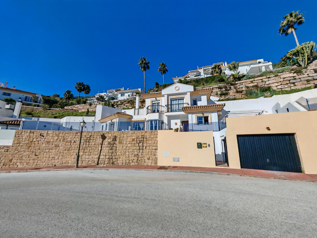 3 Bed Townhouse for sale in Riviera Del Sol Costa Del Sol, Málaga, Spain