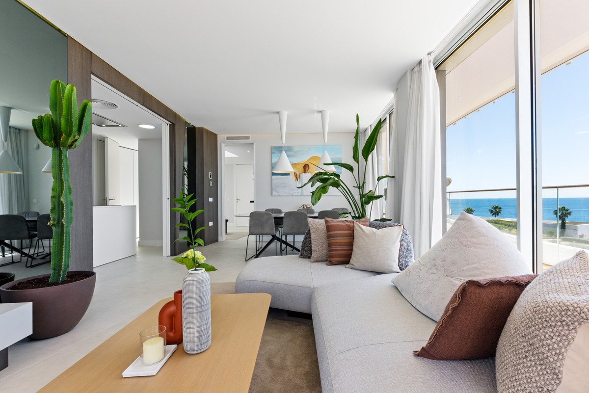 3 Bed Apartment for sale in Estepona Costa Del Sol, Málaga, Spain